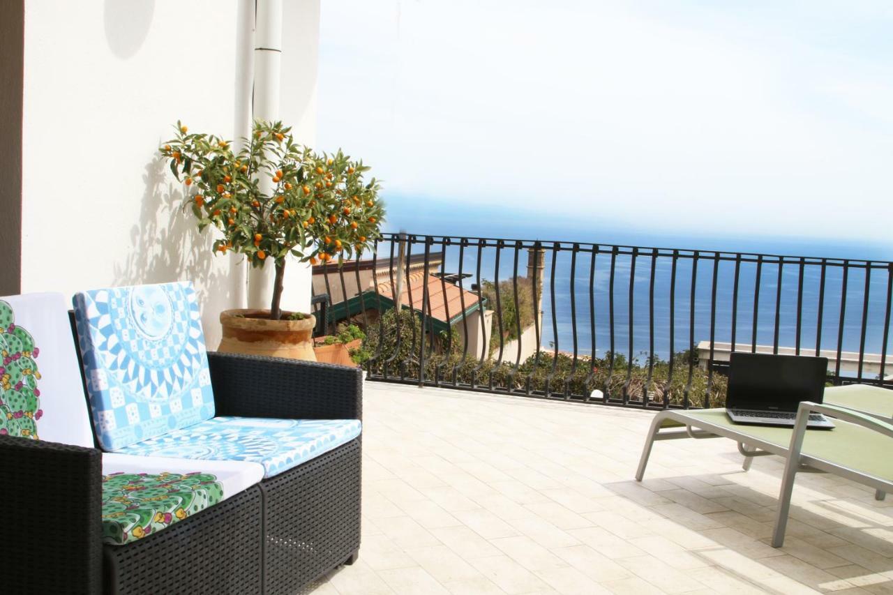Taonasi Taormina Apartments *